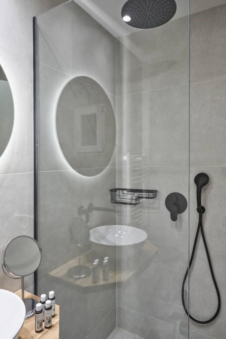 Apartament Sleeping With The Ancient Gods In Koukaki Ateny Zewnętrze zdjęcie